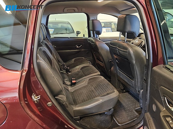 Renault Scenic XMod 11 of 19