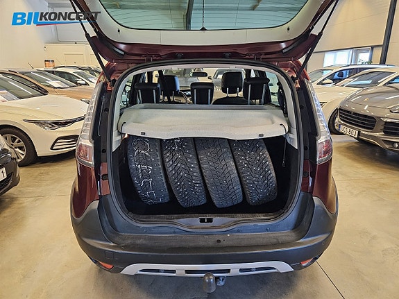 Renault Scenic XMod 7 of 19