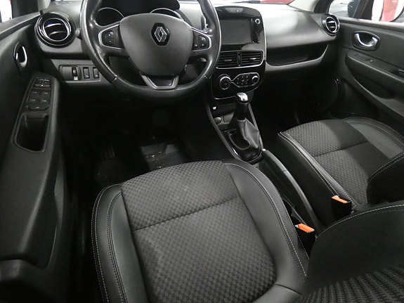 Renault Clio 7 of 16