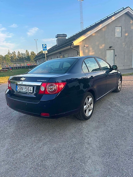 Chevrolet Epica 2 of 7