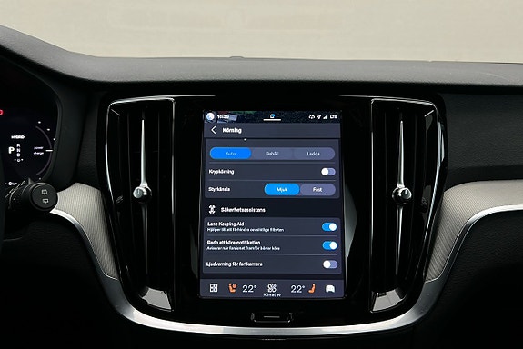Volvo V60 22 of 26