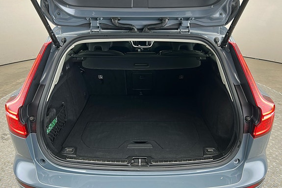 Volvo V60 14 of 26