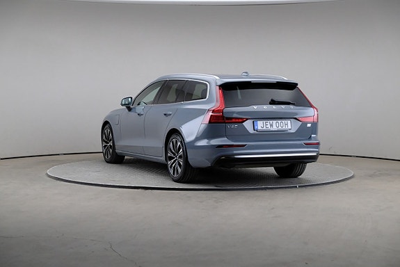 Volvo V60 2 of 26