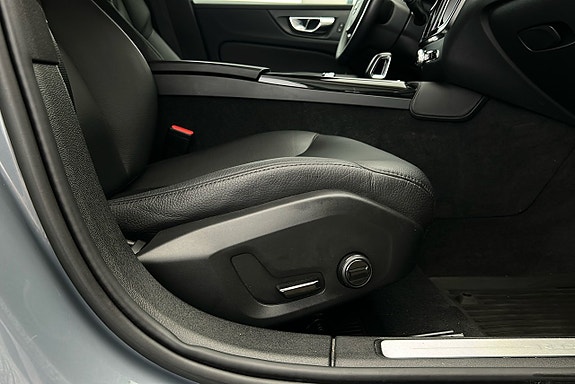 Volvo V60 17 of 26