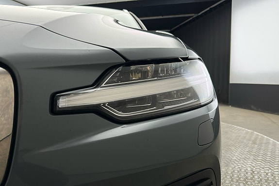 Volvo V60 11 of 26