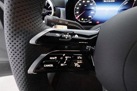 Mercedes-Benz A 250 e 19 of 26