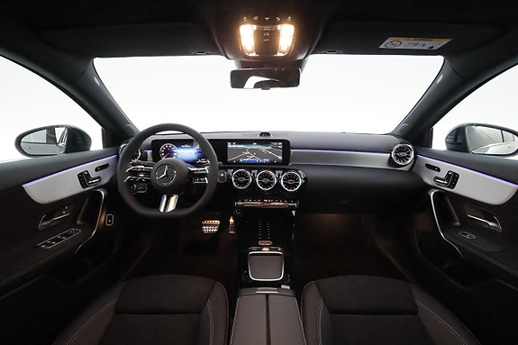 Mercedes-Benz A 250 e 9 of 26