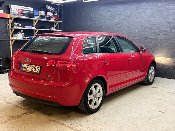 Audi A3 8 of 18