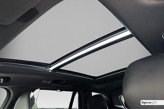 Volvo XC90 21 of 30