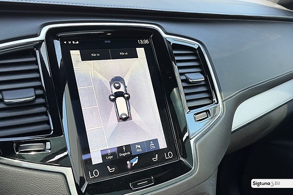 Volvo XC90 23 of 30