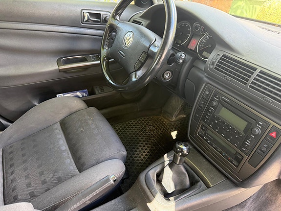 Volkswagen Passat 8 of 9