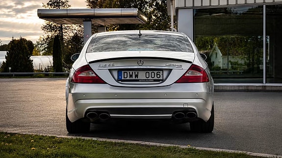 Mercedes-Benz CLS55 5 of 12