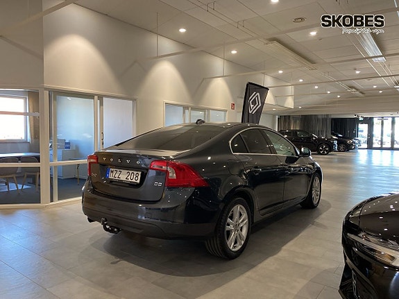 Volvo S60 6 of 16