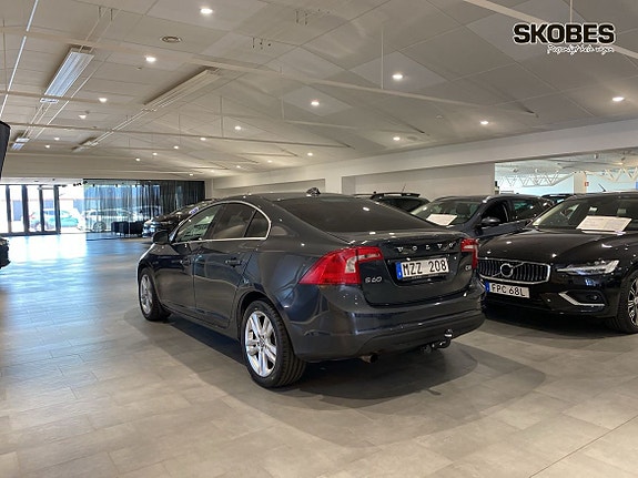 Volvo S60 4 of 16