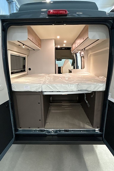 Bürstner B66 C 600 Pop Up tak 9 of 21