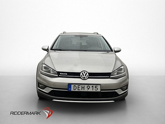 Volkswagen Golf Alltrack 2 of 29