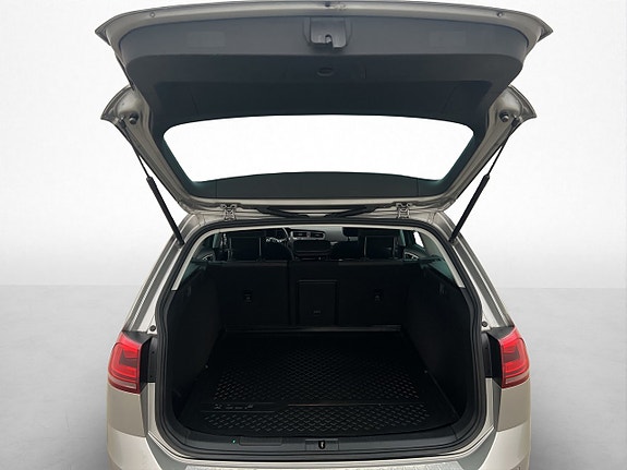 Volkswagen Golf Alltrack 25 of 29
