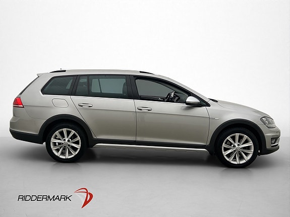 Volkswagen Golf Alltrack 9 of 29