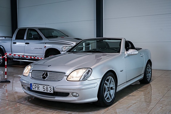 Mercedes-Benz SLK200