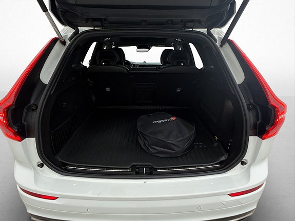 Volvo XC60 9 of 30