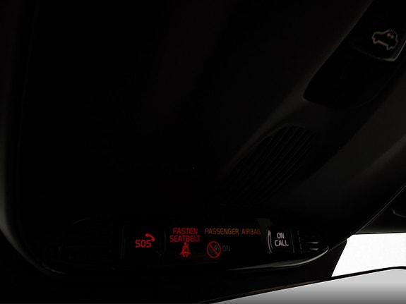Volvo XC60 18 of 30
