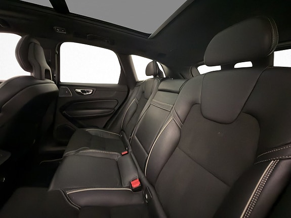 Volvo XC60 20 of 30