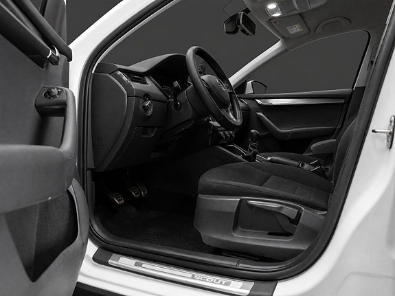 Skoda Octavia Scout 7 of 20