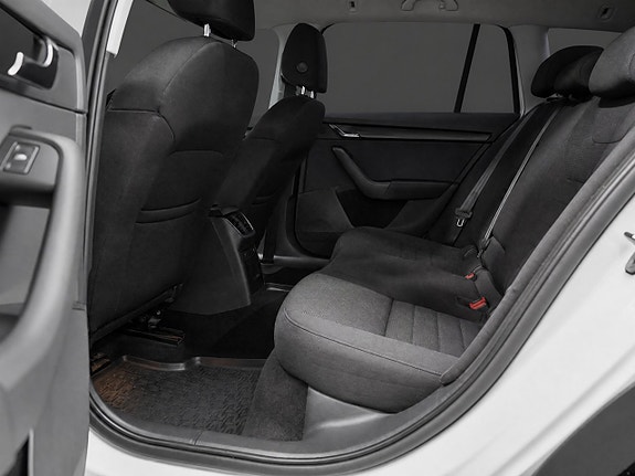 Skoda Octavia Scout 17 of 20
