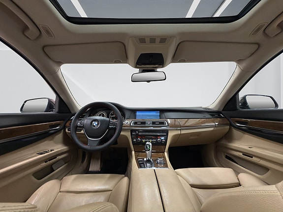 BMW 740d 11 of 17