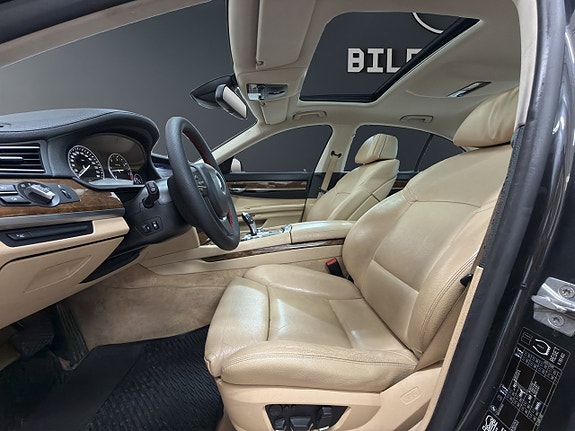 BMW 740d 9 of 17