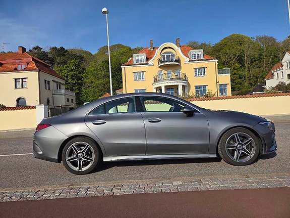 Mercedes-Benz CLA200 2 of 9
