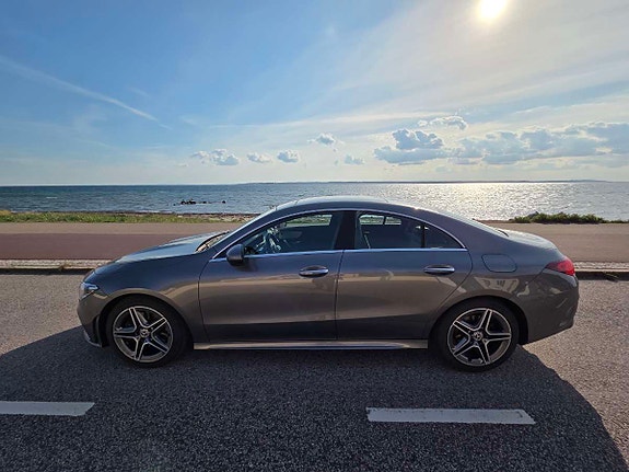 Mercedes-Benz CLA200 4 of 9
