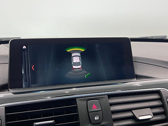 BMW 330e 21 of 25