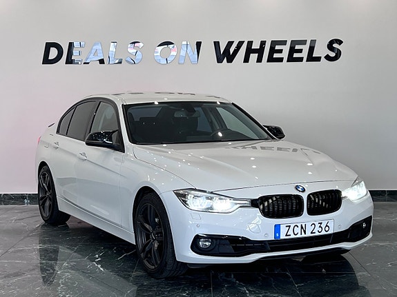 BMW 330e 3 of 25
