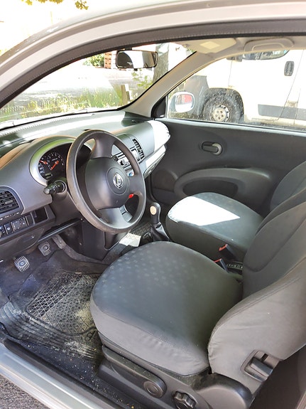 Nissan Micra 6 of 12