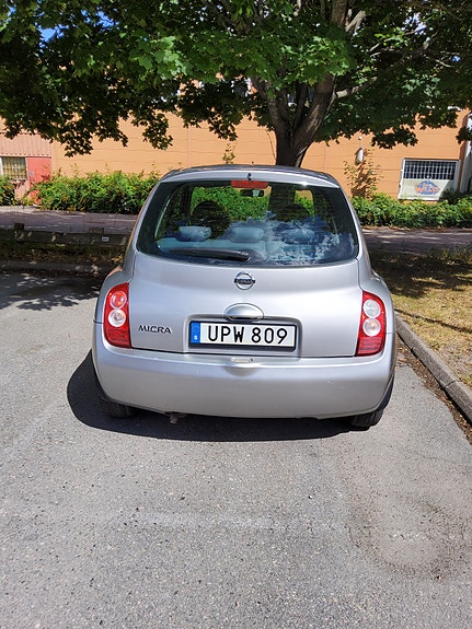 Nissan Micra 3 of 12