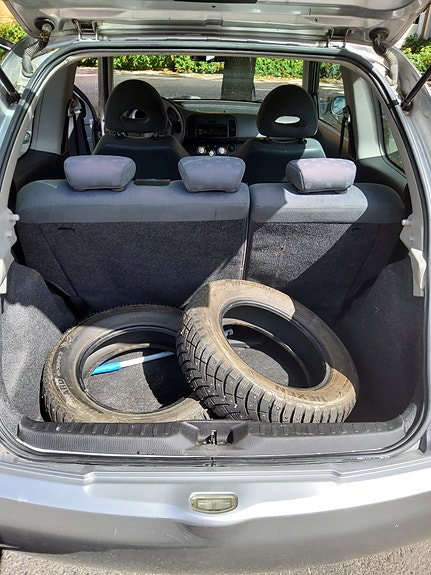 Nissan Micra 7 of 12