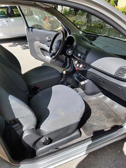 Nissan Micra 9 of 12