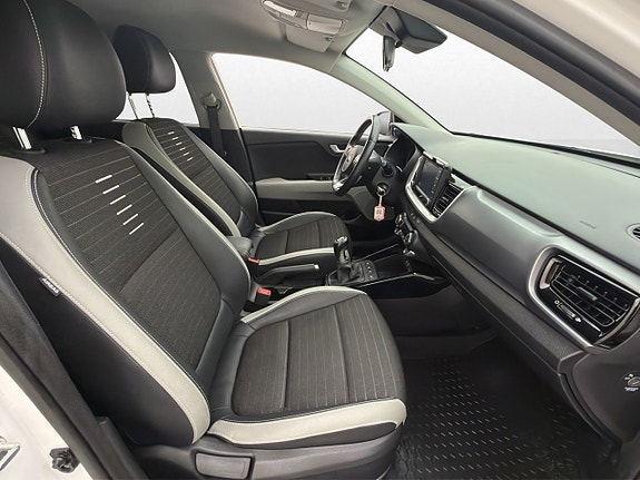 Kia Stonic 24 of 30