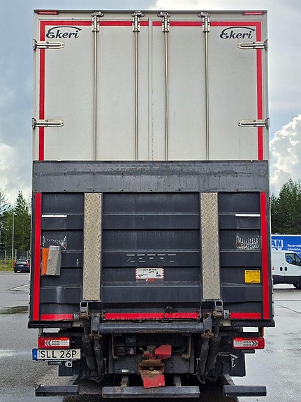 Volvo FH500 6x2 5 of 16