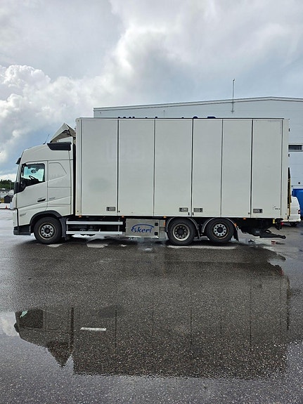Volvo FH500 6x2 7 of 16