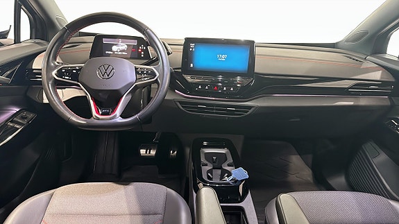 Volkswagen ID.4 GTX 10 of 13