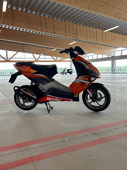Aprilia Sr50r factory ditech 2 of 9