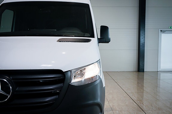 Mercedes-Benz eSprinter 312 4 of 27
