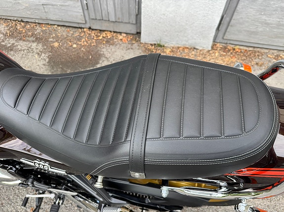 Kawasaki Z900RS 50-year anniversary edition 13 of 22