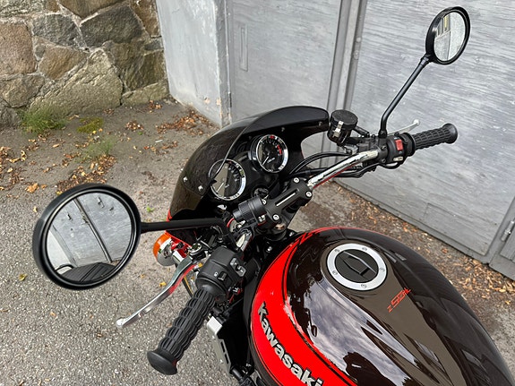 Kawasaki Z900RS 50-year anniversary edition 16 of 22