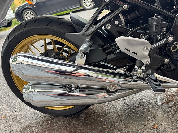 Kawasaki Z900RS 50-year anniversary edition 11 of 22