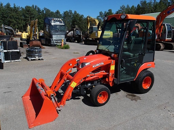Kubota BX 2350D 2 of 7
