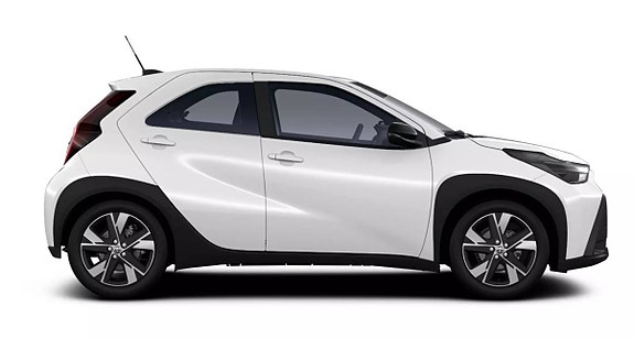 Toyota Aygo X 2 of 4