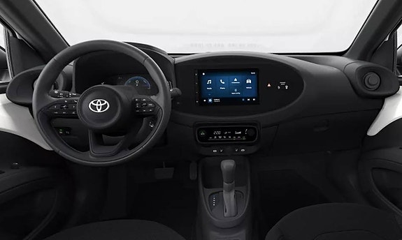 Toyota Aygo X 4 of 4